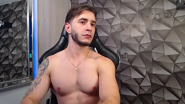 Latino stud4u online show from 11/15/25, 12:25