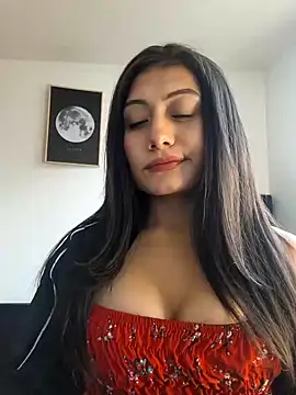 Snapshot of _Danna chatting on 01/10/25, 07:43  Danna online show from 01/10/25, 07:43