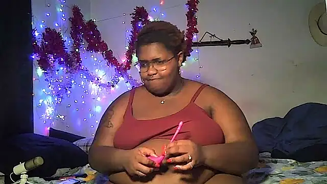 Snapshot of princess_peach_18 chatting on 01/30/25, 01:00 princess peach 18 online show from 01/30/25, 01:00