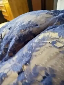 LovlyAnnie online show from 12/03/25, 05:41