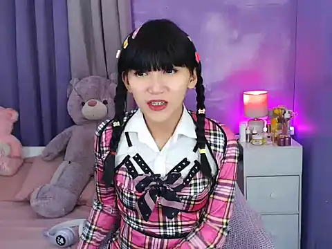 Snapshot of urlovelyfreya chatting on 10/12/25, 05:58 urlovelyfreya online show from 10/12/25, 05:58