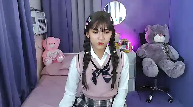 Snapshot of urlovelyfreya chatting on 02/19/25, 04:44 urlovelyfreya online show from 02/19/25, 04:44