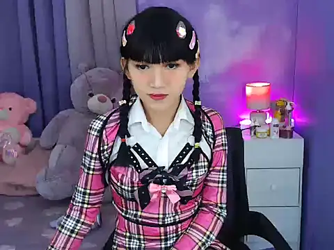 Snapshot of urlovelyfreya chatting on 10/05/25, 03:58 urlovelyfreya online show from 10/05/25, 03:58