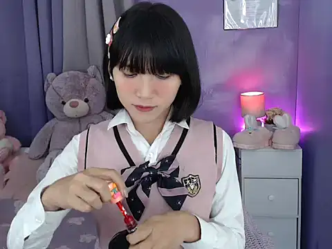 Snapshot of urlovelyfreya chatting on 10/31/25, 01:02 urlovelyfreya online show from 10/31/25, 01:02