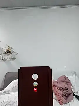 Snapshot of aisha_latina chatting on 02/21/26, 01:24 aisha latina online show from 02/21/26, 01:24