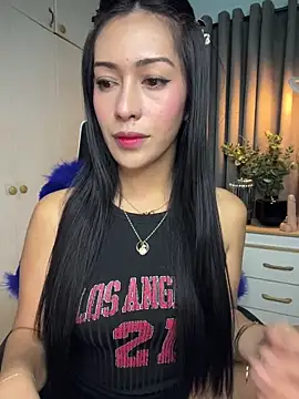 Jasmine Elcock online show from 04/27/26, 06:50
