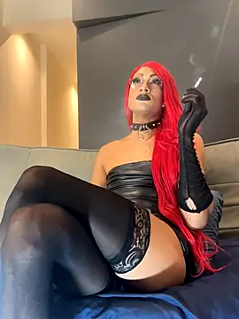 Snapshot of Lia_Jones77 chatting on 10/18/25, 05:04 Lia Jones77 online show from 10/18/25, 05:04