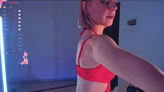 Arielle  03 online show from 10/12/25, 03:41