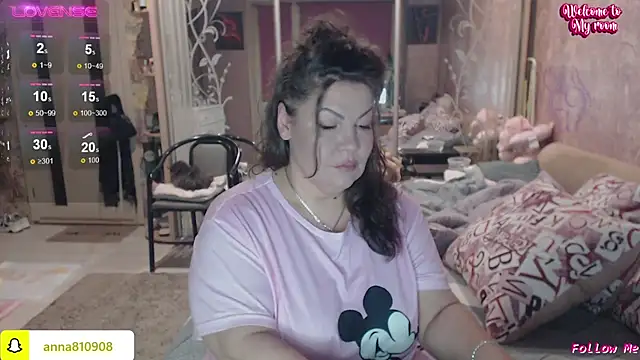 femme fatale1 online show from 11/10/25, 07:19