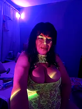 karlablue  online show from 04/25/26, 02:14