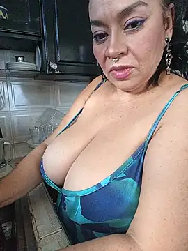 karlablue  online show from 05/30/26, 10:04
