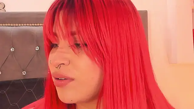 SophieRossi online show from 12/04/25, 10:36