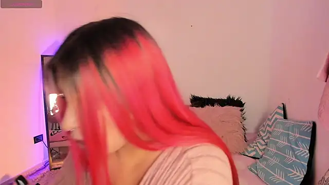 SophieRossi online show from 11/05/25, 04:04