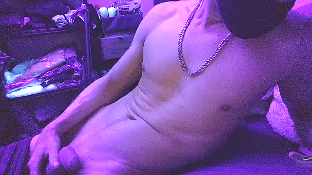 Snapshot of Cloudd_Kingg_Iceyyy chatting on 07/05/26, 07:15 Cloudd Kingg Iceyyy online show from 07/05/26, 07:15