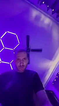 Cloudd Kingg Iceyyy online show from 03/23/26, 04:18