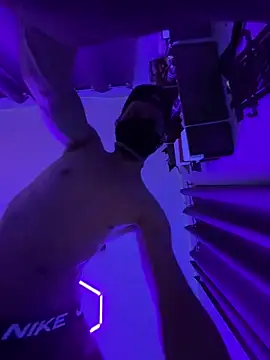 Cloudd Kingg Iceyyy online show from 03/08/26, 07:55