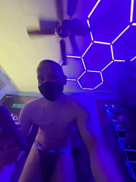 Cloudd Kingg Iceyyy online show from 03/22/26, 05:25