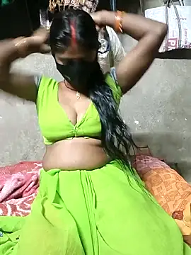 Snapshot of Arti032 chatting on 02/22/26, 05:03 Arti032 online show from 02/22/26, 05:03