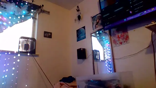 Snapshot of CAMINCHANCE chatting on 06/18/26, 02:21 CAMINCHANCE online show from 06/18/26, 02:21