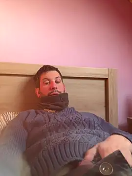 Taxidriver1988 online show from 12/15/25, 02:45