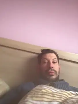 Taxidriver1988 online show from 12/18/25, 09:25