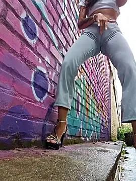 Yuky ta online show from 02/06/26, 09:22