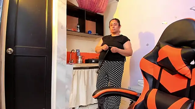 agathaxxx-69 online show from 03/24/26, 07:58