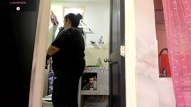 agathaxxx-69 online show from 02/22/26, 08:32