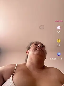 Snapshot of agathaxxx-69 chatting on 07/28/26, 02:35 agathaxxx-69 online show from 07/28/26, 02:35