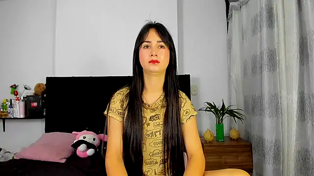 Snapshot of AndreaStivens chatting on 12/23/25, 10:36 AndreaStivens online show from 12/23/25, 10:36