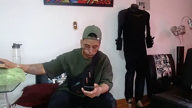 Black hot266 online show from 11/22/25, 01:43