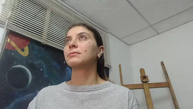 Snapshot of mariecam420 chatting on 06/15/26, 10:37 mariecam420 online show from 06/15/26, 10:37