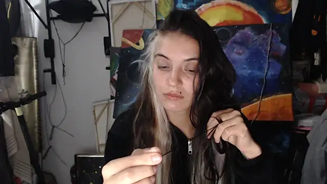 mariecam420 online show from 03/20/25, 12:19