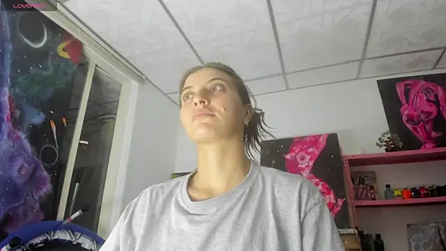 Snapshot of mariecam420 chatting on 03/09/26, 12:20 mariecam420 online show from 03/09/26, 12:20