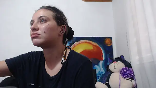 mariecam420 online show from 10/31/25, 06:59