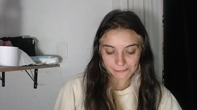 mariecam420 online show from 02/17/25, 11:22