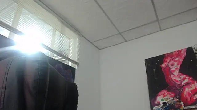 Snapshot of mariecam420 chatting on 04/15/26, 02:28 mariecam420 online show from 04/15/26, 02:28