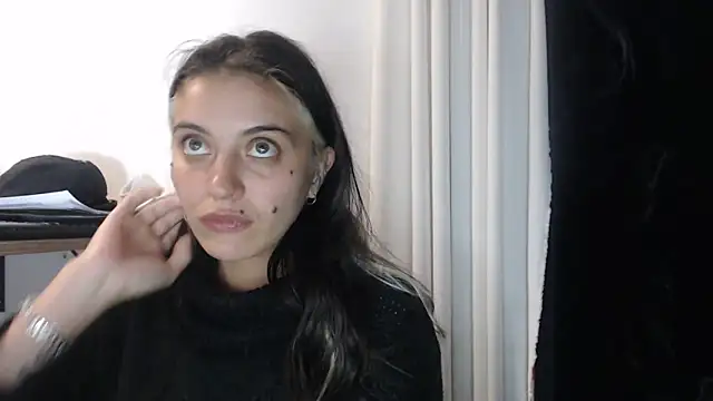 mariecam420 online show from 02/14/25, 02:39