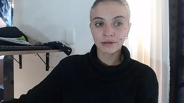 mariecam420 online show from 02/14/25, 02:33