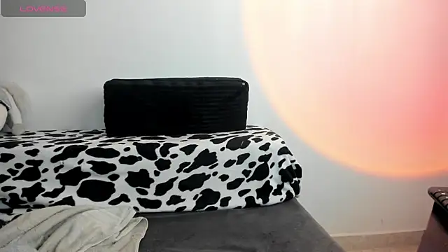 mariecam420 online show from 12/19/25, 01:13