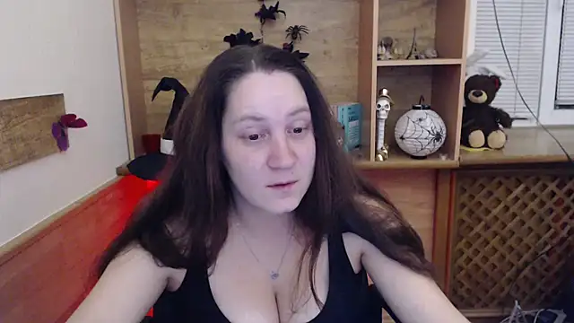 JosieJun  online show from 11/04/25, 11:30