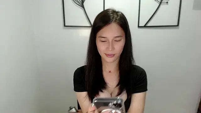 AmazingLuchie online show from 03/05/26, 06:32