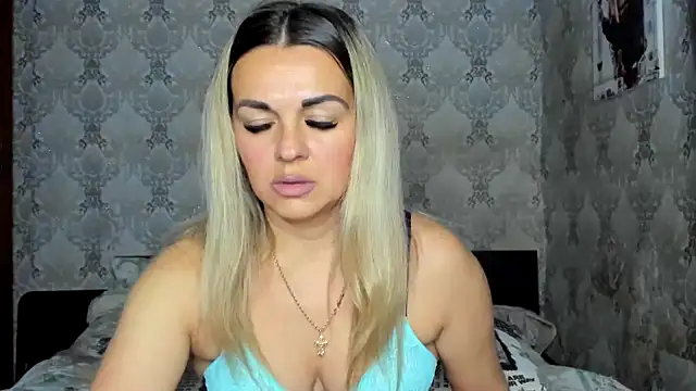 NicoletMoore online show from 04/02/26, 07:20