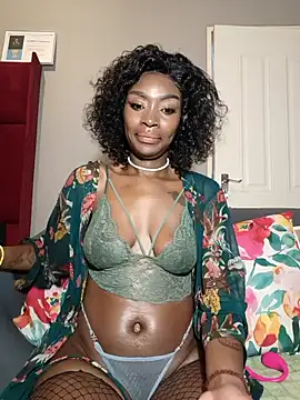 HoneyDropsX online show from 12/04/25, 02:21