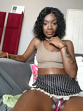 HoneyDropsX online show from 12/18/25, 05:34