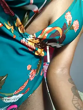 HoneyDropsX online show from 10/10/25, 08:26