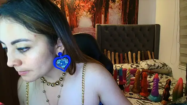 Snapshot of sofia23dirty chatting on 04/30/26, 10:25 sofia23dirty online show from 04/30/26, 10:25