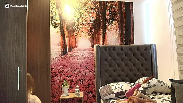 sofia23dirty online show from 09/25/25, 08:48