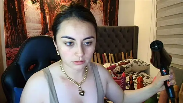 sofia23dirty online show from 02/05/26, 11:22