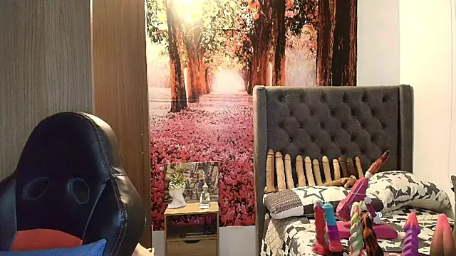 sofia23dirty online show from 10/28/25, 10:41